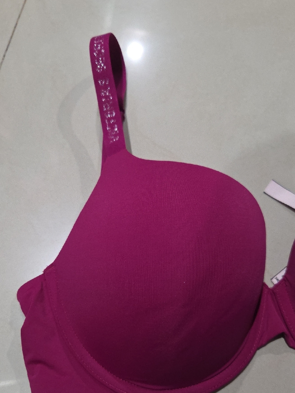 Victoria's Secret Smooth Molded Bra - Fuchsia